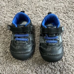 Healthtex Shoes TODDLER 6